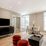 Chic 1 Bdr Apartment In Mayfair